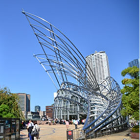 写真：国立国際美術館